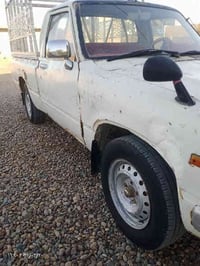 بكم 80 للبيع محرك بي بداية بخار كير شاصي اكسل شرط باتري جديد تواير جدد...