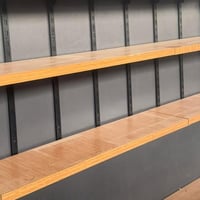 عندي 100 رف خشب اصلي من هذا  عرض متر عمق 30 سم سعر مناسب جدا.  وعندي 2...