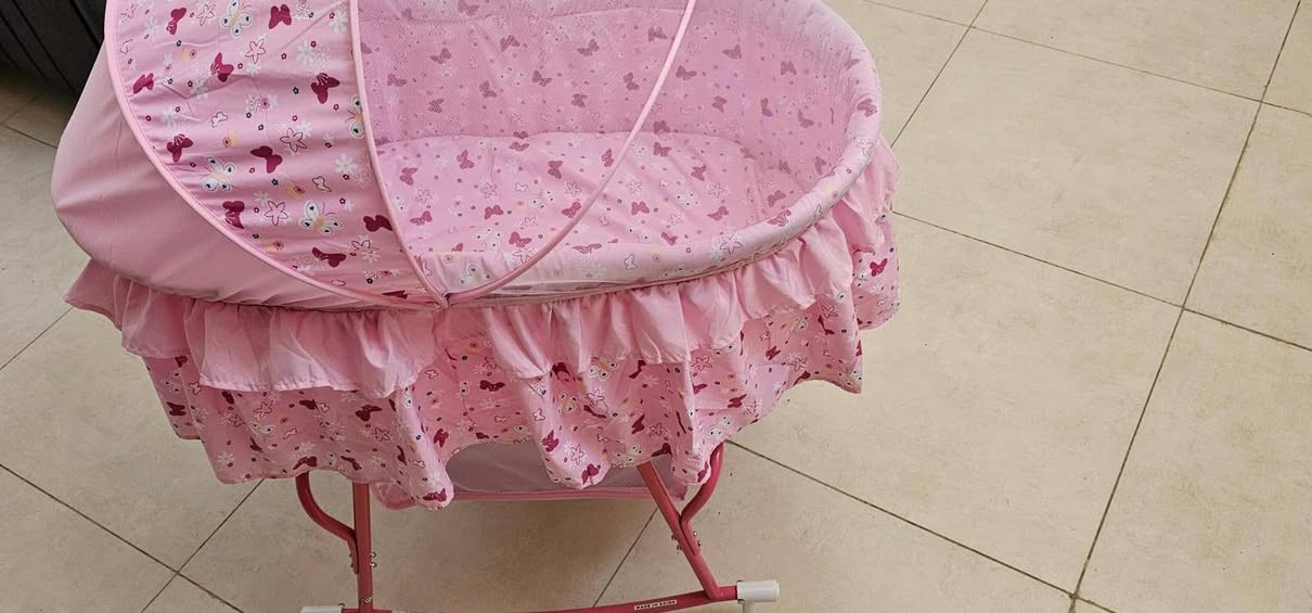 🎀 كاروك أطفال للبنات 🎀

كاروك عملي ومريح، هزاز بلون وردي ناعم 🌸مزود بـ ناموسية شبك تحمي الطفل من الحشرات والغبار مع تهوية ممتازة 👶🏻

✨ المميزات:✔️ قابل للهز✔️ سهل الحركة من مكان لمكان✔️ سلة خزن سفلية✔️ خامة متينة وسهلة التنظيف

💰 السعر: 30 ألف📍 بغداد متوفر توصيل


**إذا كنت صاحب هذا الإعلان وتريد حذفه لأي سبب، رجاءا أرسل رسالة إلى الدعم الفني**