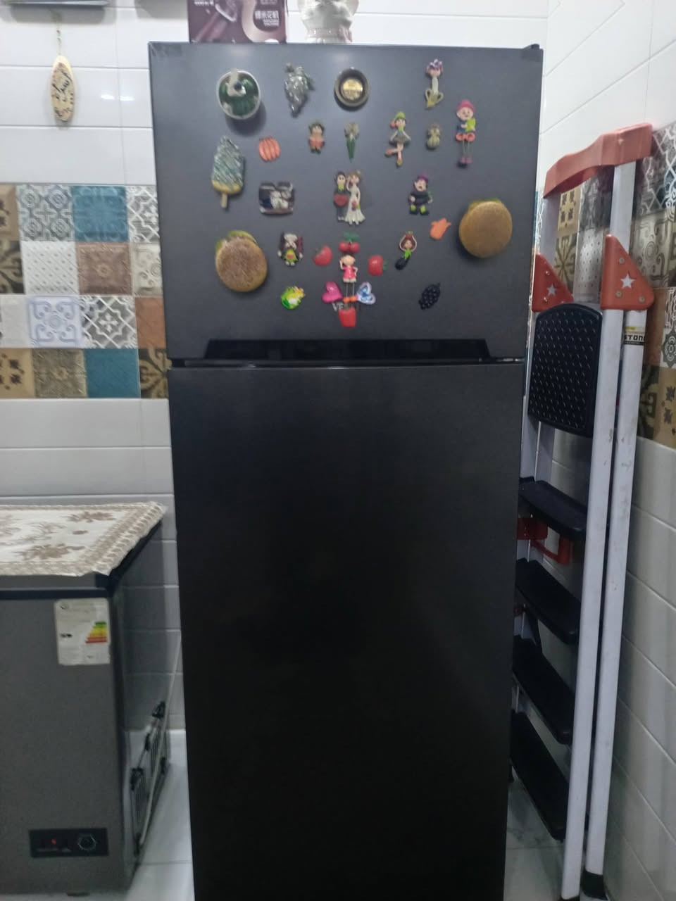 ثلاجه فستال حجمه ٢٠ قدم نظيفه السعر٣٠٠ الف الاستفسار ***********
