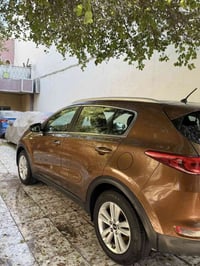 كيا سبورتج للبيع موديل ٢٠١٧. السياره موصفات عاديه رقم اربيل بسمي. سيار...