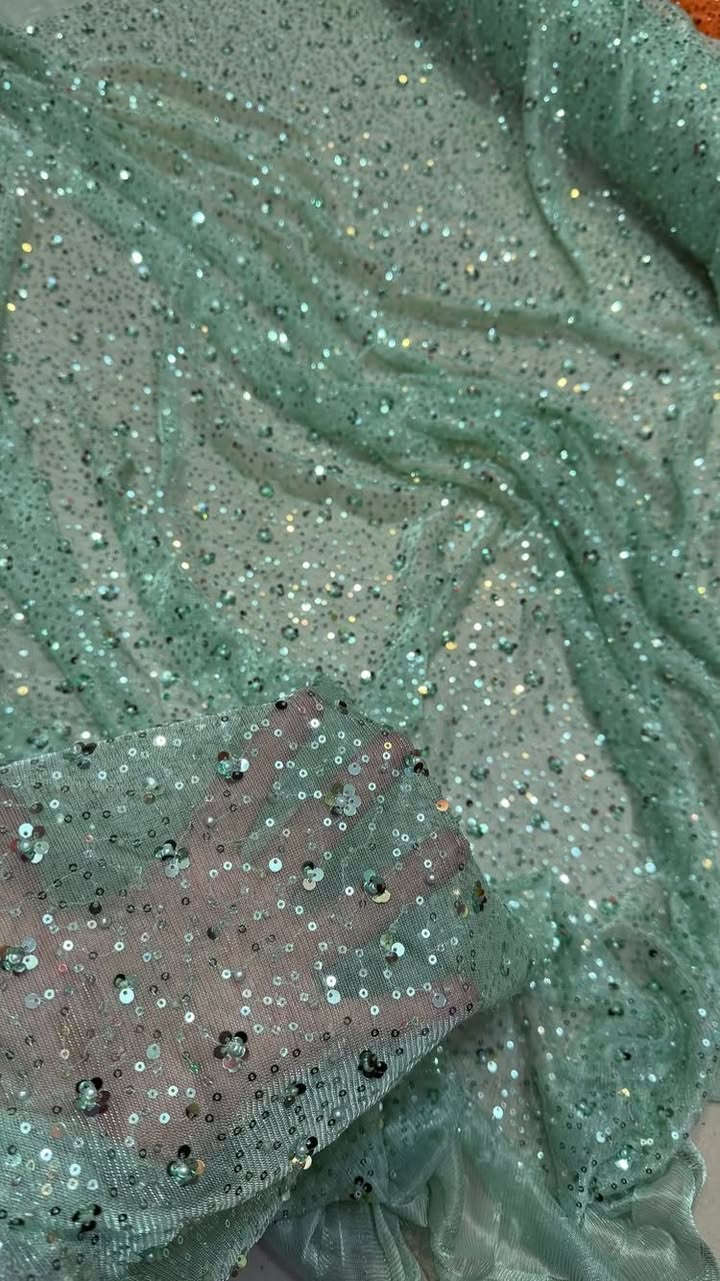 گەیاندن هەیە بۆ هەموو شارەکان 🥹
پەلەبکەن لەداواکردن
بەرپانەو سێ مەتری کراسە
 تکایە بۆیە زانیایەکان هەمووی دائەنێم  بۆئەوەی کەنامەو مارد ڕەنگی قوماش و ژمارەوناونیشان بنێریتو منیش بەخێرای بەریدەکانتان بۆبنێرم🌸
لەستۆری هەمووی بەنرخەوە دانراوە


**إذا كنت صاحب هذا الإعلان وتريد حذفه لأي سبب، رجاءا أرسل رسالة إلى الدعم الفني**