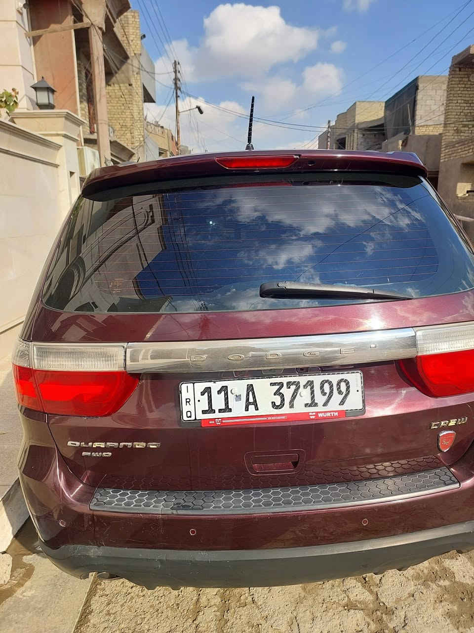 جيب دورنكو موديل 2012 خليجي بيهه صبغ بلباب الخلفيه والجاملخ الخلفي كدر شبر محرك 5700 فول مواصفات ومحدثه موديل 20 تخم تاير جديد باتري جديد تبريد كله جديد صدرهه جديد السياره حلوه رايدهه 175
بكان السياره بغداد زعفرانيه اي ستفسار على رقم الهاتف 
***********
وبيهه منضومه غاز جديده
