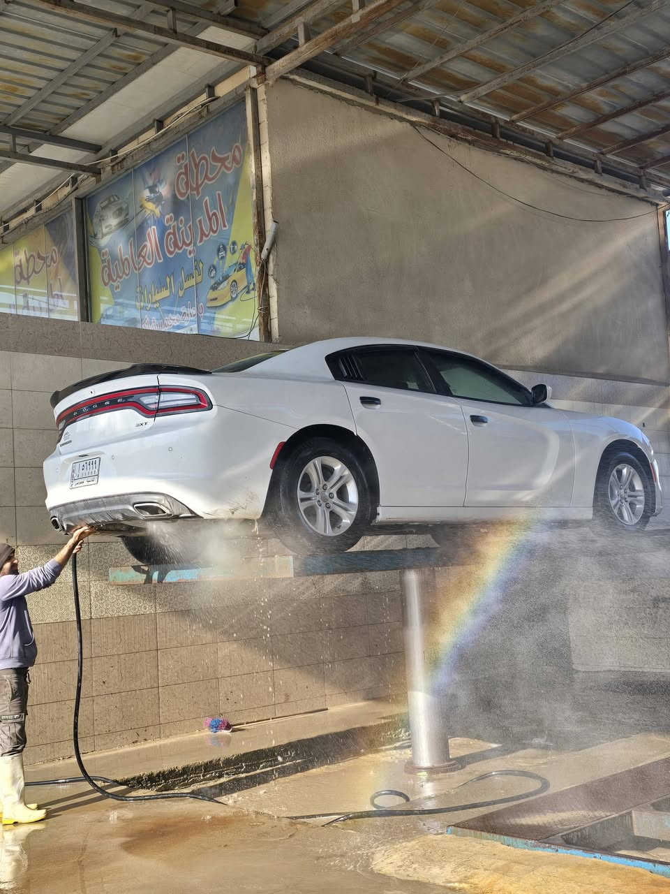 سلام عليكم جارجر موديل 2018 حادثها جاملق خلفي خفيف  بدون ارباك رقم وسنويه جديده موصفات SXT  السياره جديده ونضيفه مامتعوبه مكاني بصره 
التفاصيل اتصل وبخدمتك  ***********
