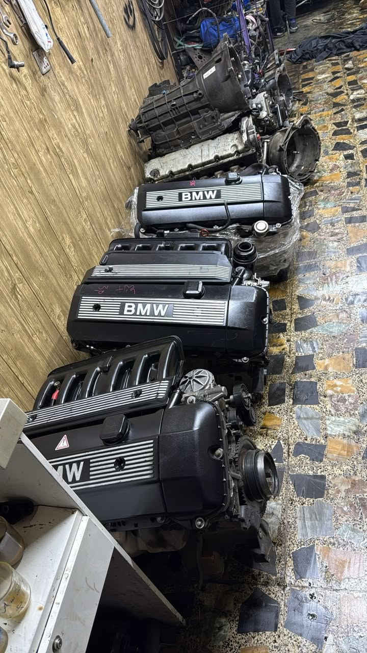 مكاين bmw حاوية جدد مع شد وضمان وكير بجميع أنواع متوفر  مع وجود صيانة  العنوان بغداد الشرطة الرابعة رقمي بي واتس او اتصال ماسنجر متوقف عندي ***********
