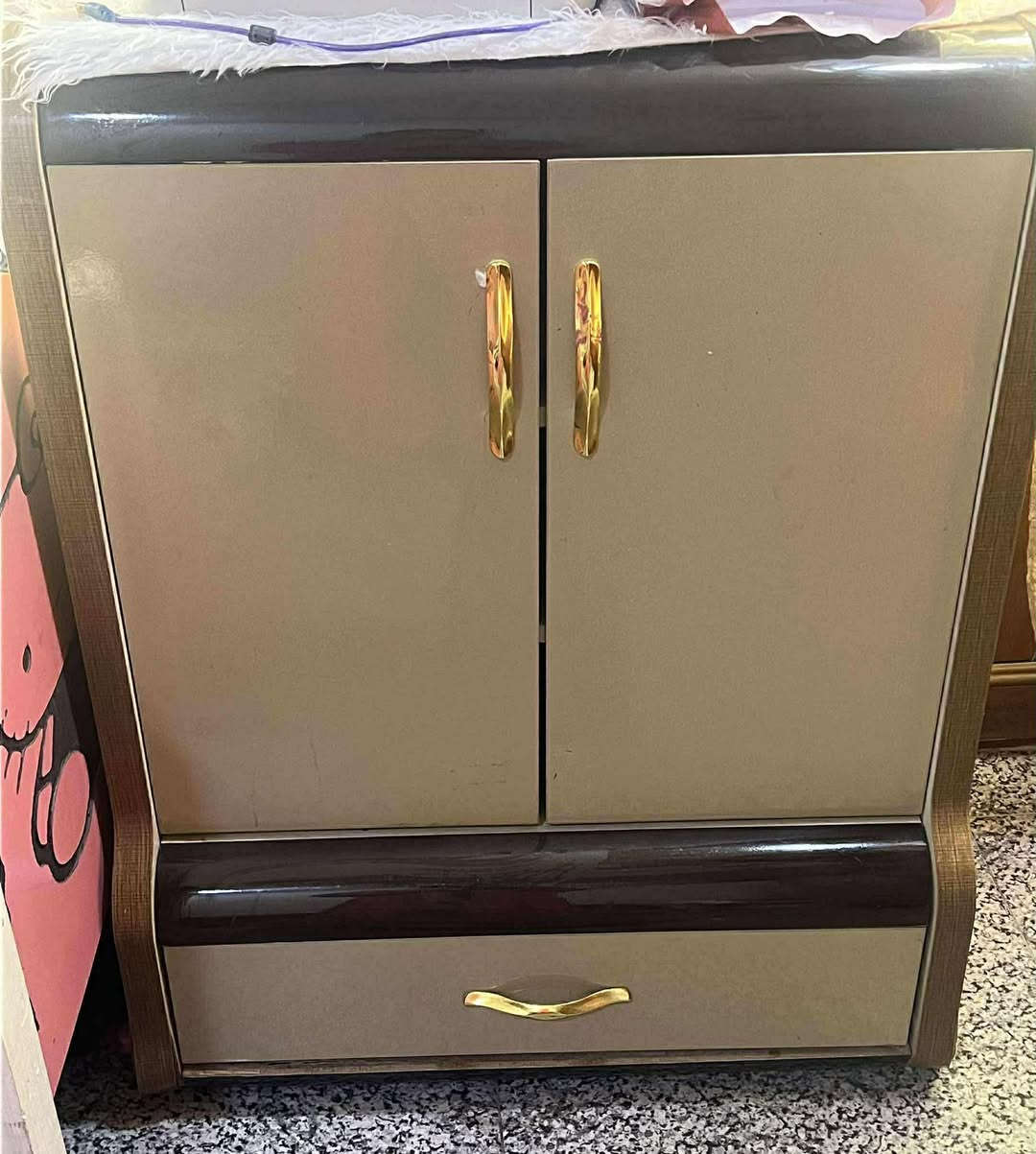 غرفه نوم تركي للبيع السعر 650 الف مكانها بعقوبه ***********
