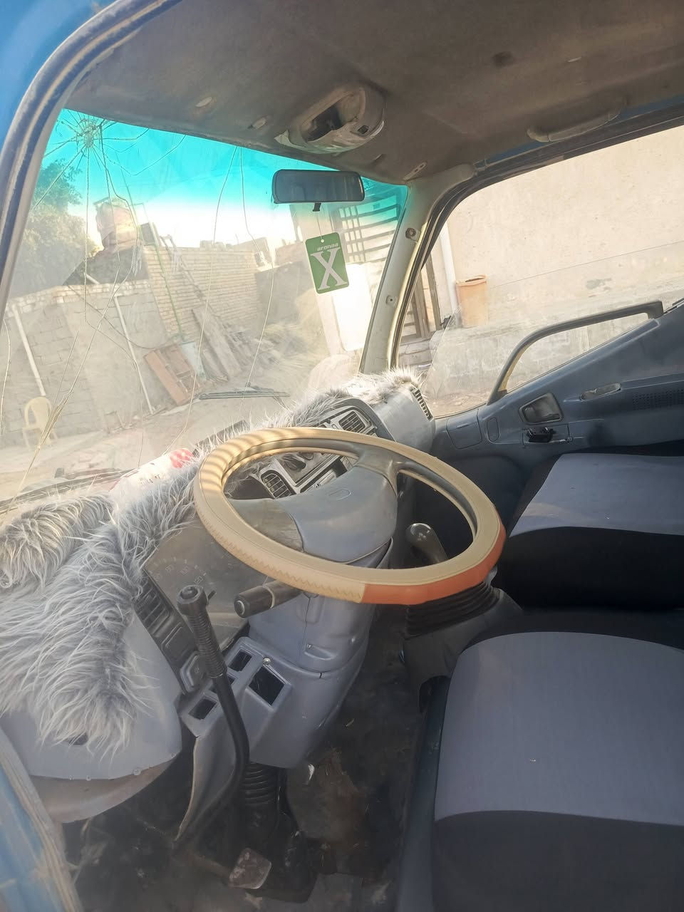 سلام عليكم سياره للبيع كنتر بزونه موديل 95  مكان نجف ***********
