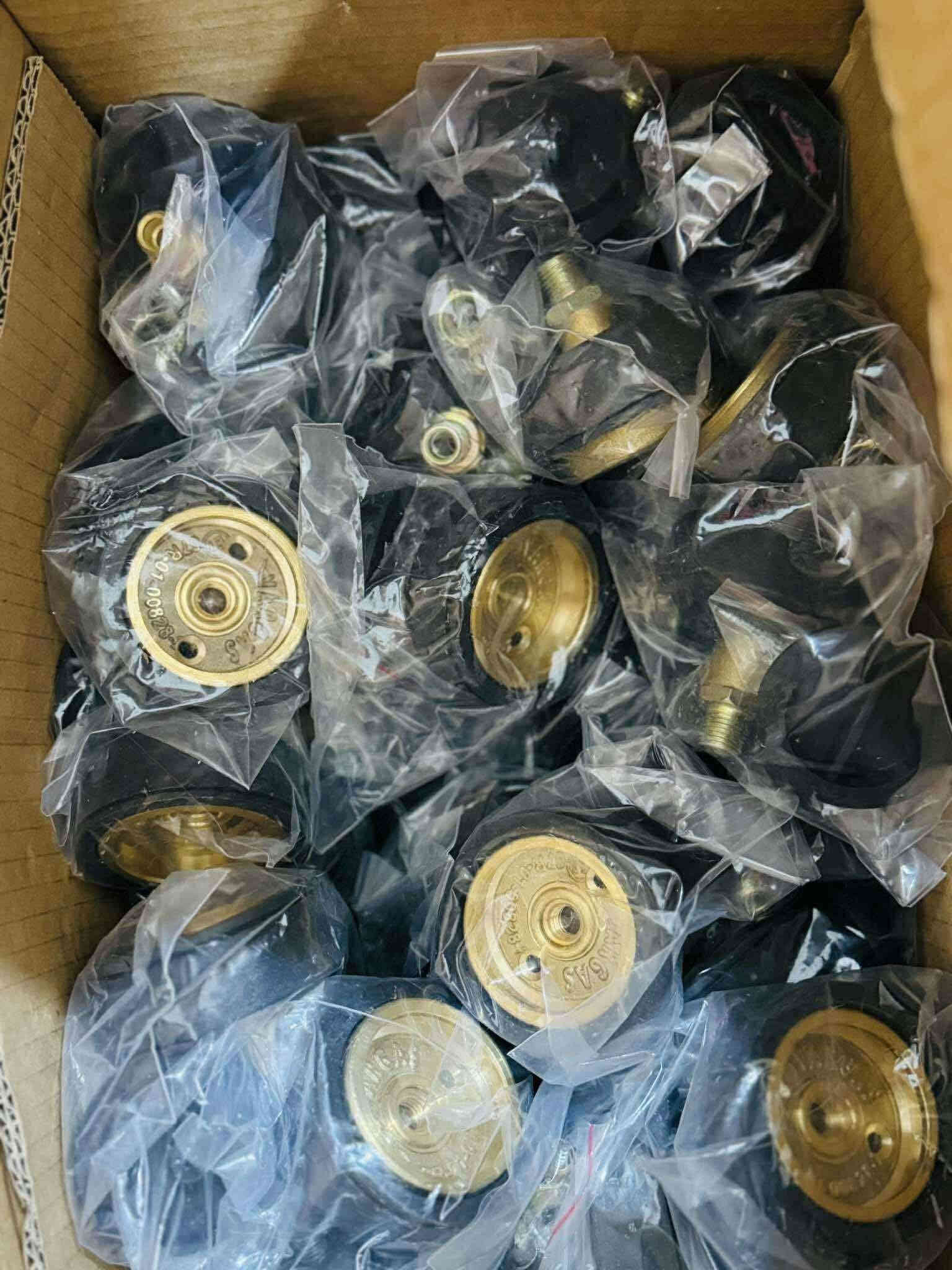 تتوفر  جميع اداوات غاز السيارات 
✅✅فلاتر __  ركليترات __ نوزلات __ طوافات وجميع الادوات  الاصلي فقط 
يتوفر توصيل جميع المحافظات 
للطلب مراسله او واتساب 
***********  واتسسساب
