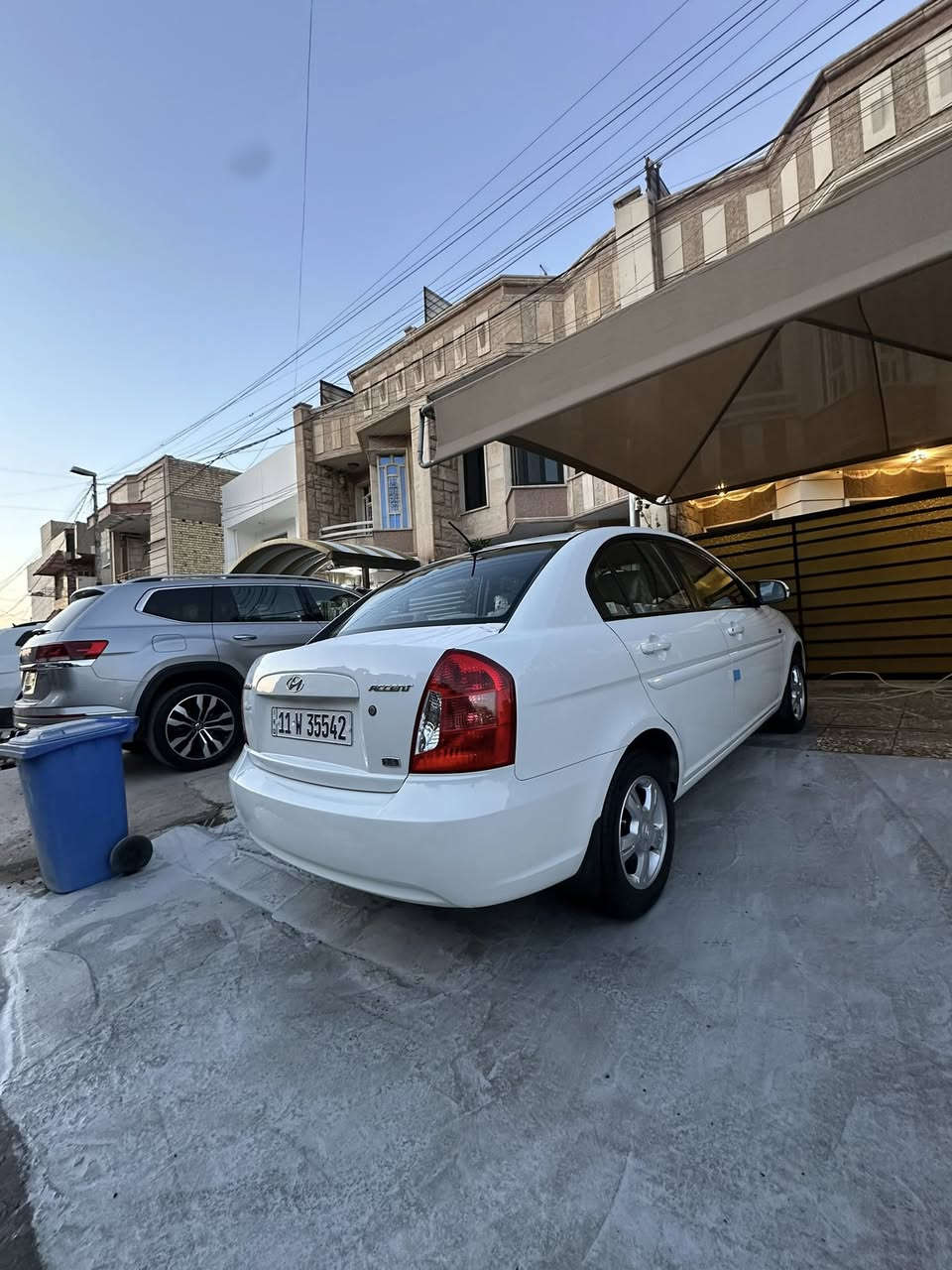 ‏سلام عليكم أكسنت 2010 شركة العامةمكفوله كفالة عامة من كل شيء سيارة كلها على وضع الشركة لا بارد لا صبغ تخم تاير جديد محرك 1600 رقم بغداد عنوان السيارة بغداد شارع فلسطين أي استفسار على السيارة اتصل بالرقم غير متواجد على الفيس اتصال فقط ***********
