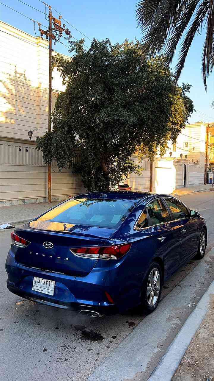 السلام عليكم
سوناتا 2019 للبيع
محرك 2400
ماشيه 60 الف 
فول عده الفتحه 
بصمه /تدفئة كشنات/تدفئة ستيرن /تبريد قطعتين /اشارة ترحيب /رادار بل مري/كامره دواره 
السياره عليها ادامه جديده تايرات وتخم بلكات وباتري 
صبغ قطعه وحده فقط البنيد واكعه عليه طابوكه بدون دواخل بدون شواصي ولا لغد

شعدك سياره مراوس نزلها والرزق على الله

***********
