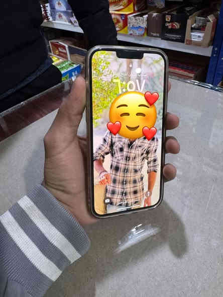 13 pro max نموذج m مكفول من كلشي امريكي بطاريه 93 نضيف جدا كامل ملحقات كارتون مطابق سعر 775 وبي مجال الحله السياحي ***********
