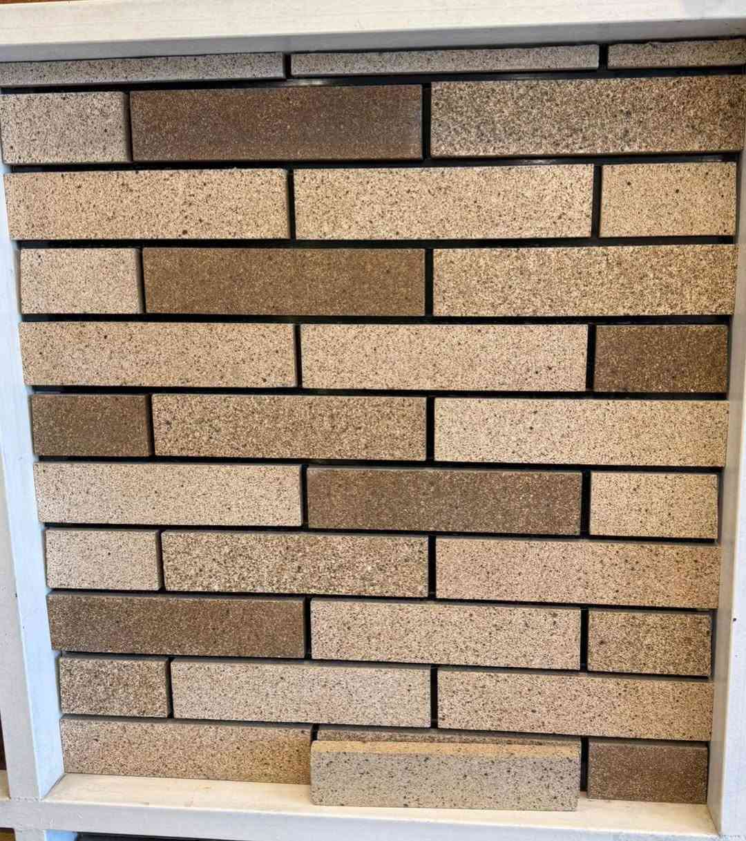 يوجد لدينا طابوق جفقيم ناري لتغليف الواجهات 🏤🏠
مواصفات 

عازل للحراره 🌖

ضد الحريق 🔥

مقاوم للماء والامطار 💦

يتوفر بجميع الألوان 

ضمان 10 سنوات ☑️

ايضا يوجد خصومات إلى الخلفات والمقاولين وأصحاب المكاتب وأيضا تجهيز جمله ومفرد وبفضل الله بضاعه درجه اولى فوق السوبر  ///للاستفسار يرجى مراسله الصفحه او الاتصال بالرقم*********** 📞
***********

ملاحظا تتوفر خدمه التوصيل داخل بغداد والمحافظات المجاوره 🚚
