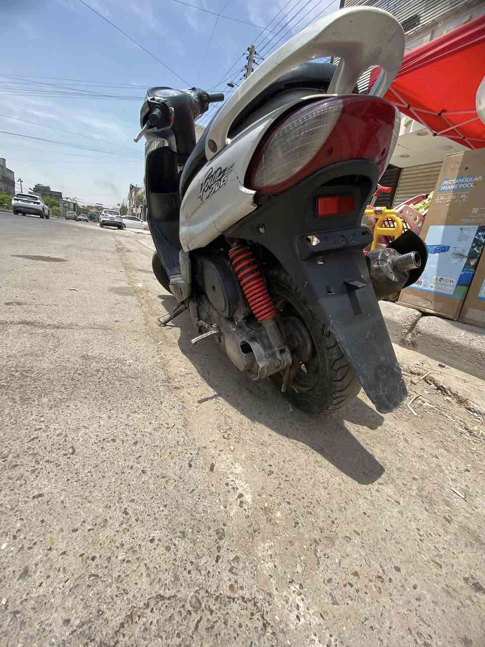 السلام عليكم ماكس قجمه البيع يرادلهه ترتيب الدراجه شغاله اشاير هورن سلف هندر نقص باتري فقط مكينه ناعمه شلعه معدل فولل العنوان بغداد حي البنوك السعر 350وبيه مجال حك الجيه ***********
