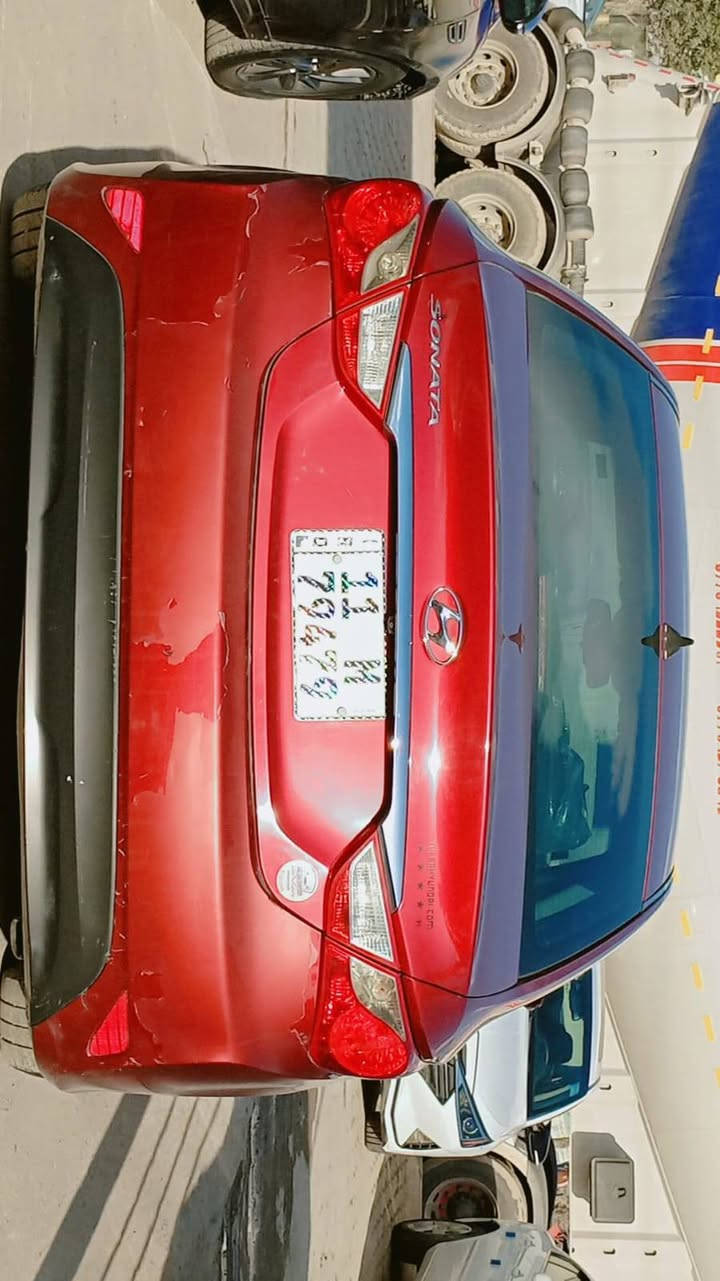 سوناتا موديل ١٤ سياره جاهزه بمعنى الكلمه سونار مرفق مكانها حله بابل المعارض 
معرض الخفاجي لتجاره السيارات الحديثه 
للستفسار *********** 
ترهم بمقدمه ٦٠ والباقي اقساط
