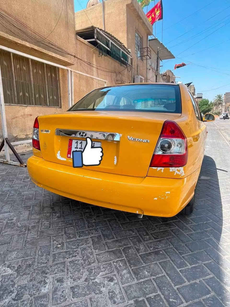 السلام عليكم هونداي فيرنا 2015 سياره باسمي هيه غرامات كل مصفر تخم تاير جديد بغداد رقم الهاتف***********
