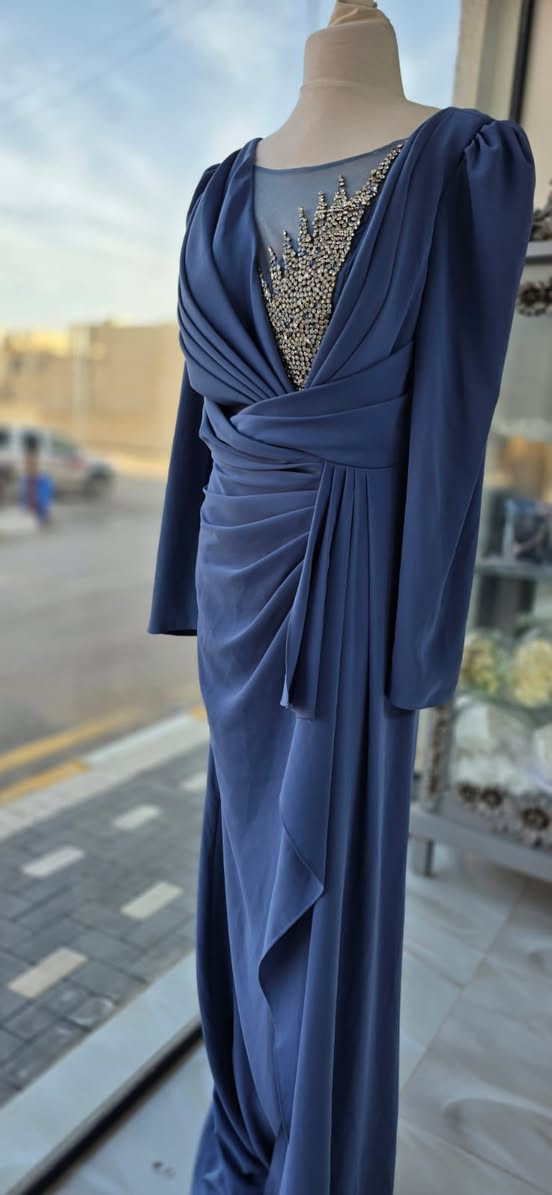 يوجد لدينا احدث الموديلات من بدلات الاعراس وفساتين المدعوات بيع وايجار وبأنسب الاسعار العنوان تكريت القادسيه خلف قاعة لافيوره اسم المحل حكاية فستان
للطلب والاستفسار مراسله الواتس اب ***********
