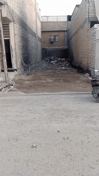 قطع 100متر البيع وجهيه 5نزال 20متر 07711828349نتصال