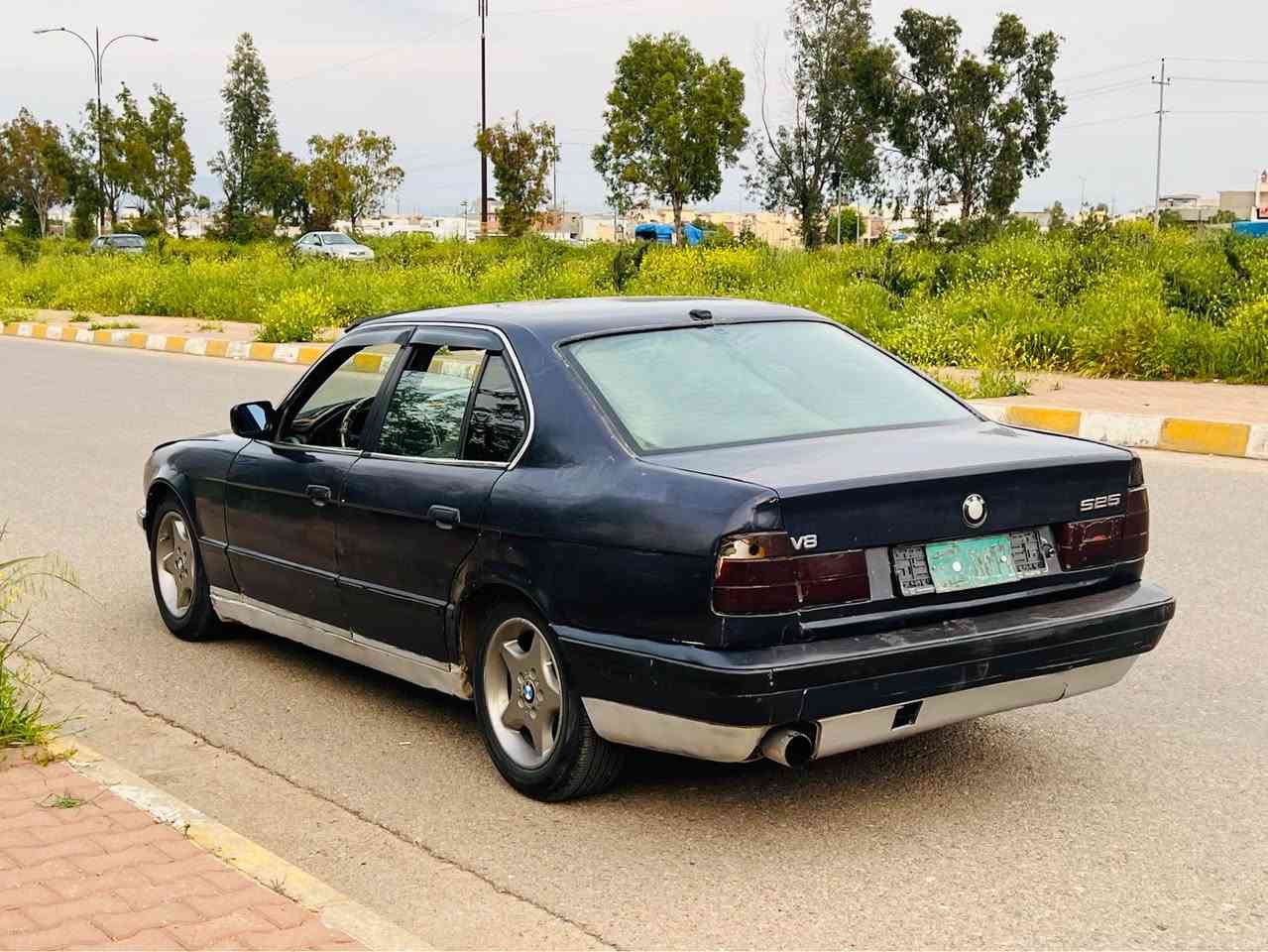 سه ره تا به ناوي خوا ي گه وره و ميهيره بان bmw بؤ فرؤشتن مه كينه ي 520گير عادي گيرو مه كينه ي به شه رت سه ياره كه مالي دؤسته گؤرينه وه ش ئه كه م به شتيك به دلم بيت نرخي 15مه جاليكي كه م سه ياره كه سه نه ويه شوين چه م چه مال  ژماره ***********وه تسئاپي له سه ره شمشمل, السليمانية
