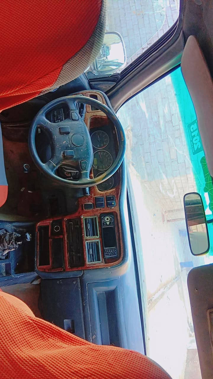 سلام عليكم بيكم شنكهاي للبيع موديل 2005سياره حلوه ونضيف استفسار اكثر على رقم ***********
