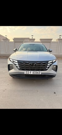 للبيع  هيونداي توكسان 2024 لون سلفر رقم بغداد المواصفات  بصمة  داخل جل...