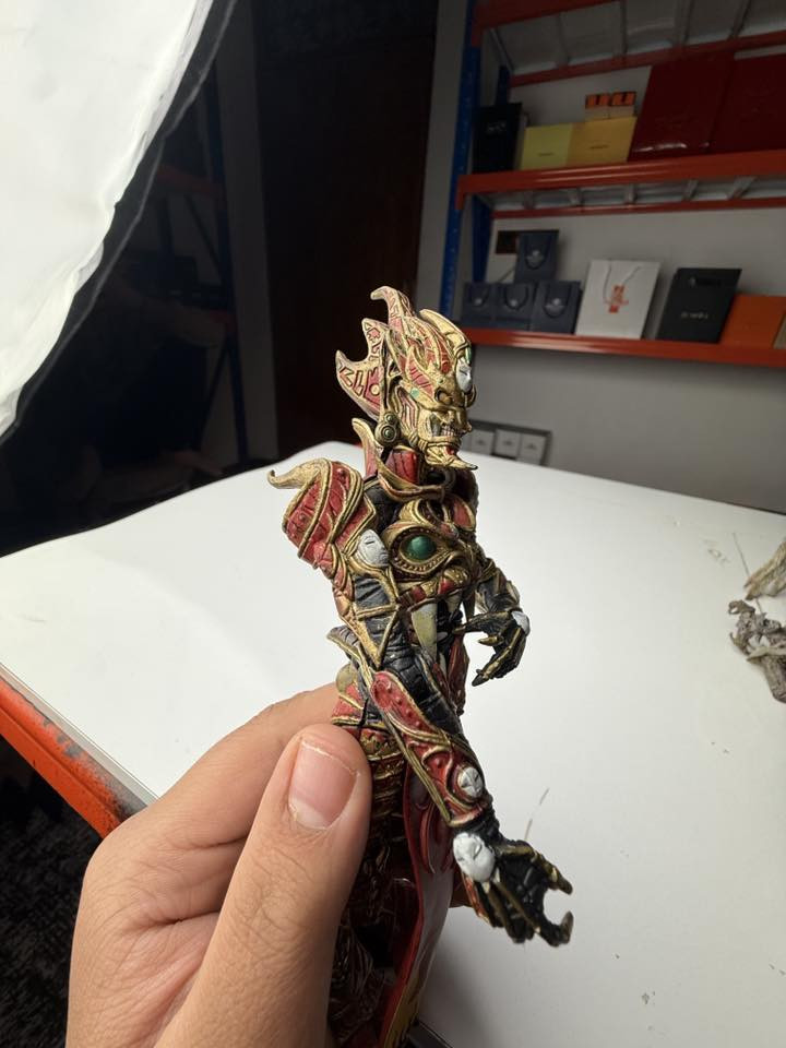 شخصية Mandarin Spawn من سلسلة ألعاب McFarlane Toys. 
السعر ٢٠


**إذا كنت صاحب هذا الإعلان وتريد حذفه لأي سبب، رجاءا أرسل رسالة إلى الدعم الفني**