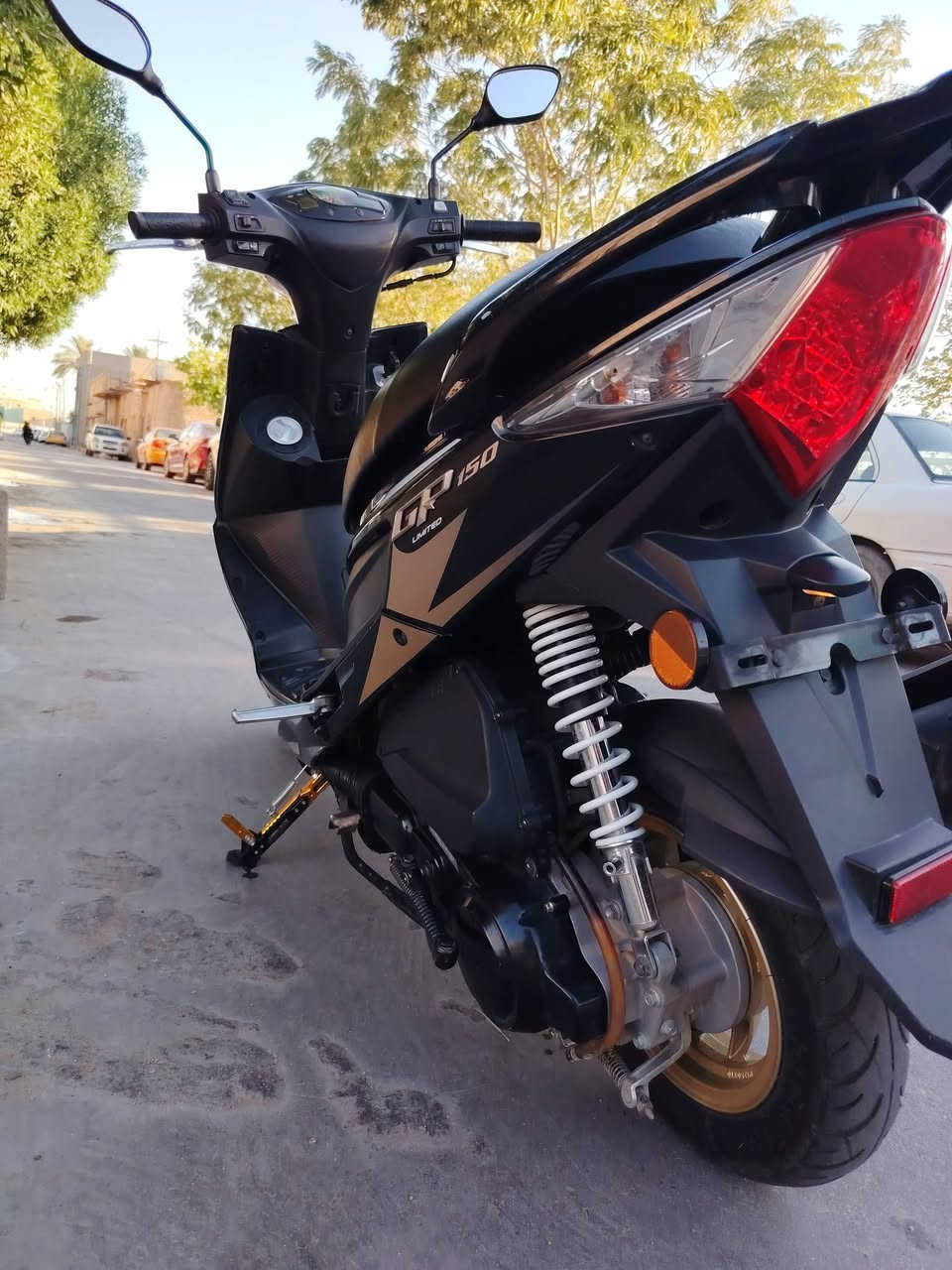 سلام عليكم
SYM GR 150CC
سايم نحله 
موديل 2022 مكمركه 
محرك 150
دراجه وضع شركه مكفوله 
السعر 1350وبيه مجال 
العنوان _الانبار _الرمادي 
***********
