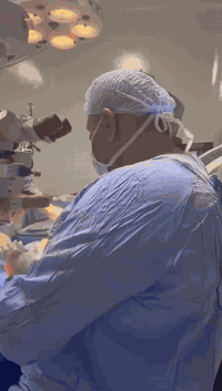 السلام عليكم
باجر دكتور احمد عبد الرزاق اختصاص طب وجراحة العيون موجود الصبح الساعه التاسعه صباحأ
أي استفسار هذا الرقم ***********بيه واتساب
*********** بيه واتساب
