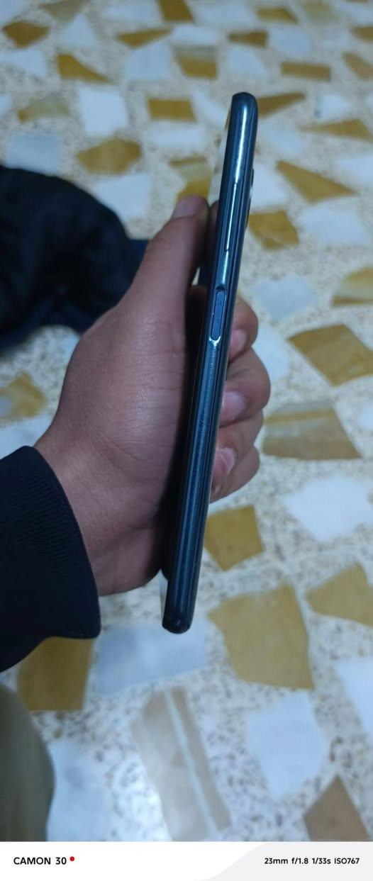 POCO X 3 NFC
بوكو اكس 3 ان اف سي

ذاكرة 128
رام 6+2=8
بطارية 5000

شحن سريع 33 واط

الجهاز مبدل شاشة اصلية شرط ولا كأنو مبدلة

كامرات واضحة

بي هاي الصفار الي ب زاوية موضح ب صور

بيجي 60 فريم

بدون ملحقات

سعر 85 وبي مجال حك جيه

ابيع فحم في فحم تجي تجيك الجهاز على راحتك عجبك خير على خير السبب لان الاكس 3 عامة يطفى الجهاز شغال شرط


**إذا كنت صاحب هذا الإعلان وتريد حذفه لأي سبب، رجاءا أرسل رسالة إلى الدعم الفني**