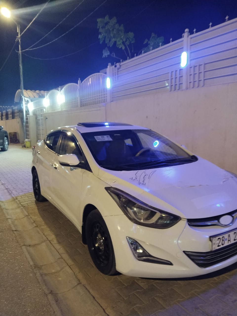 النترا م 14
خليجي 
سيارة صبغ عام 
كفالة من الكص والعيب الشرعي 
رقم نجف انگليزي سنوية لل30 
كير مكينة حدادية تبريد كله جاهز 
78 وبيه مجال بسيط 
***********
