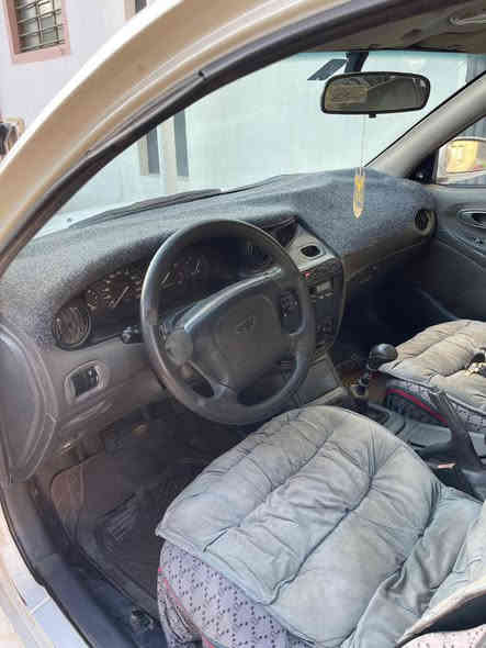 السلام عليكم 
سيارة لكنزا  2000 جاهزه تبريد كهربائيات حداديه مكينه 2000 حاويه السعر 35 ورقه بيها مجال بسيط للاستفسار ***********
