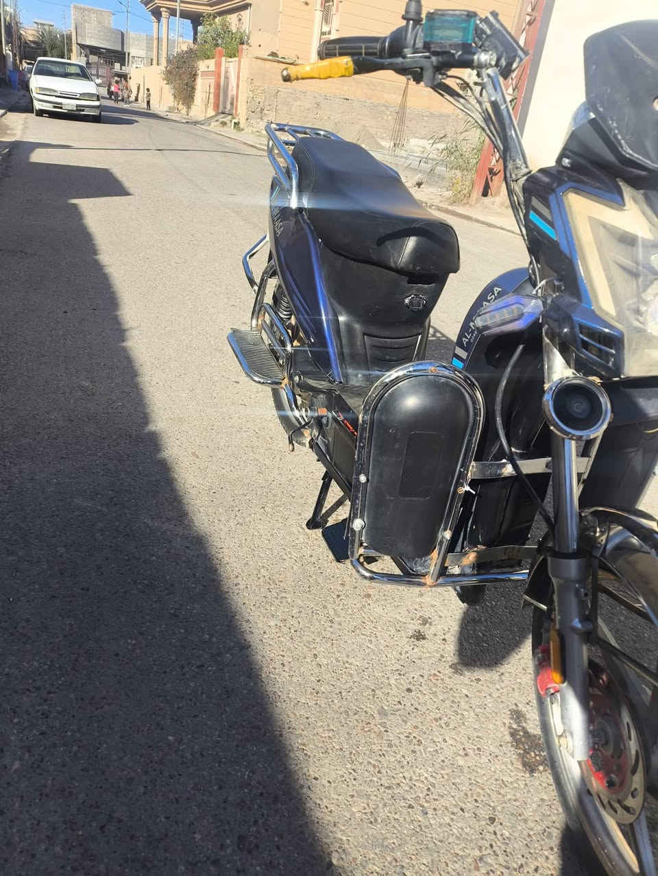 هارلي لبيع موديل 23 نوع الماسه بطاريات عشره يقرن كهربائيات كلها شغاله اي نقص مابيه  جهاز مانع سرقه تحكم عن بعد بصمتين وسويجين دراجه نضافه فول نشرات جانبيه كل نقص مابيه سعر 400بيه مجال 
***********
+9647827587898
