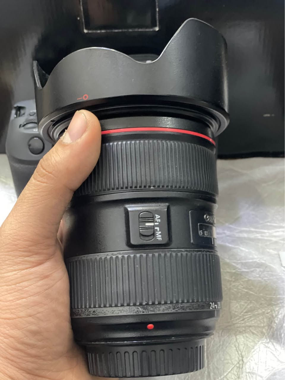 24-70mm 2.8 
معاه هود وكابات والبوكس 
ضمان3شهور  من محل خضر استوار 
متوفر شحن جميع المحافظات 
متاح التقسيط عن طريق فيز المشتريات 
العنوان الزقازيق ميدان القوميه بجوار مطعم الزعيم
متاح البدل ب مستعمل 
للتواصل 
Khedr Store📷
01060915467📞☎️
https://maps.google.com/?q=30.590439,31.4989 الزقازيق, الشرقية


**إذا كنت صاحب هذا الإعلان وتريد حذفه لأي سبب، رجاءا أرسل رسالة إلى الدعم الفني**