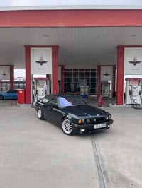 🚦🚧السلام عليكم 🚧    BMW-525Ai اصل  سعر(76)بي مجال مكينه 6سلندر جديده✈️...