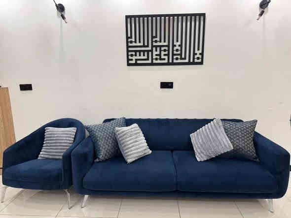 تخم قنفات تركي لون نيلي 
جديد صار سنه مشتري من هوم سنتر فرع المنصور
مابي ولا غلطة 
سعر مليون وربع وبي مجال  
رجاءآ بس الشراي يتصل على هذا الرقم 
***********
