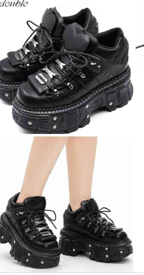 حذاء (Boots) ستايل مميز وتصميم "هيفي" فخم جداً. الحذاء يجمع بين القوة والأناقة ومناسب جداً  اللي يحبون الستايلات الغربية والعصرية.
​اللون: أسود ملكي.
​التصميم: حذاء مرتفع (Platform) مريح وثابت مع إضافات معدنية وإبزيمات فخمة. بغداد, العراق


**إذا كنت صاحب هذا الإعلان وتريد حذفه لأي سبب، رجاءا أرسل رسالة إلى الدعم الفني**