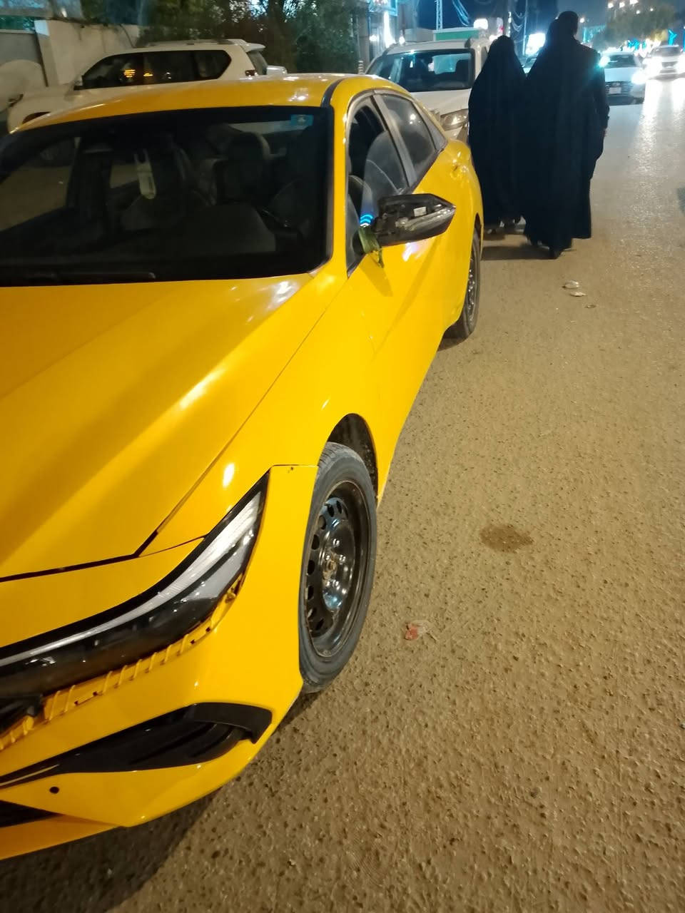 يالله
للبيع الانترا كوري موديل ٢٤ فول عده الفتحه 

بيه هواي مواصفات  مكينه كفاله گير AT كفاله

حادثه جاملغ امامي اليمين وجاملغ خلفي يسرا 

بيه منظومة غاز 

مصفره هيئة وغرامات 

مكاني ديوانيه 

الس ع ر ١٢٥ وبيه مجال

***********
