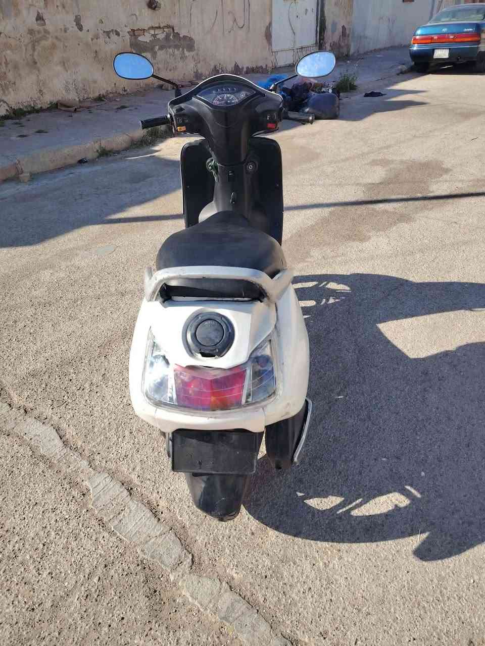 جوبتر موديل 20 محرك على وضع الشركة شرط فول نعومة تاخذ تفحص وين مايعجبك كفرها مصبوغ فقط شراي اتصل *********** بكان واسط كوت قضاء الحي سعر مليون و 100
