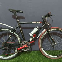 بايسكل رياضي 🚴‍♂️ ⚡ حجم :26 فريم عالي ⚡️المعدن : المنيوم ⚡ باله أصلي ك...