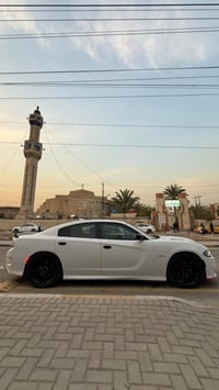 دودج تشارجر 2021 RT.  ماشية 128.000 كيلو.  استخدام شخصي رقم بغداد باسم...