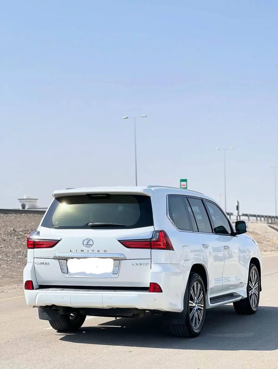 السلام عليكم لكزس 2016 خليجي فول مواصفات بذور صبغ بذور ضربه بذور تبديل حجم المحرك5700*💯 رقم سليمانيه باسمي مقفوله من كل الجوانب السعر 510 وبيها مجال***********
