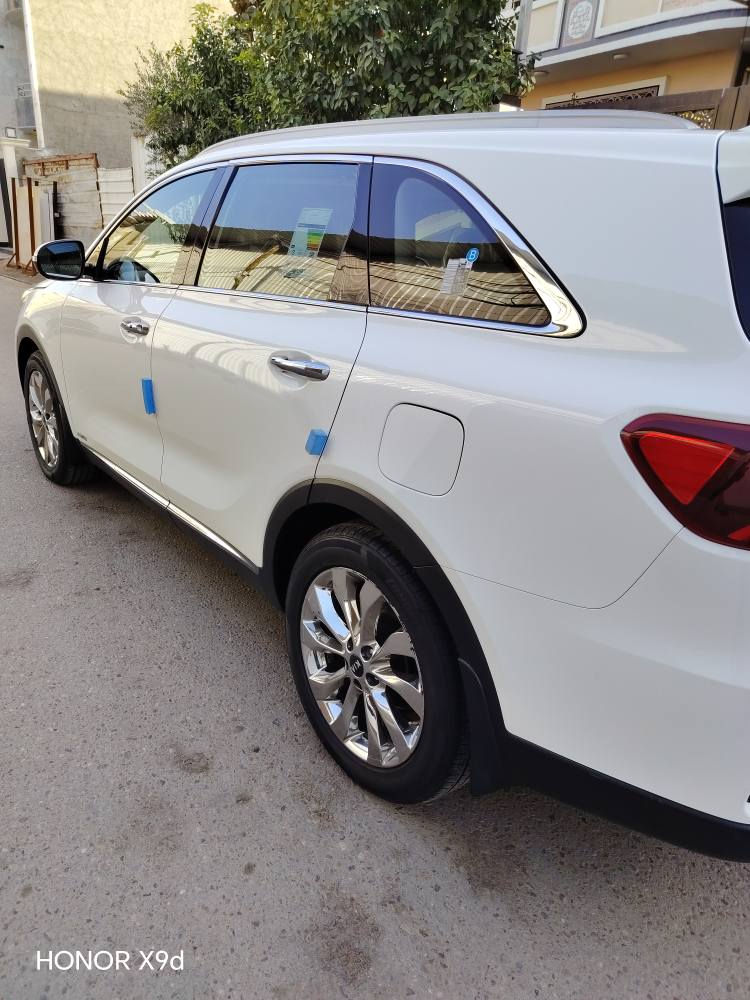 السلام عليكم...
سورنتو خليجي موديل 2020 اعلى فية
مواصفات
فور ويل اربع كامرات مقاعد حار بارد بانوراما مقاعد جلد بردات خلفية صندوق كهرباء بصمة ابواب وتشغيل دخول ذكي ترحيب ماشية ٥٧ الف سبير منازل بيها بارد بسيط فقط والسونار موجود بالمنشور عارضها ب ٢٦٣٠٠ الف دولار يعني ٢٦٢ ورقة مكاني الاعظمية للاستفسار *********** او *********** بغداد, العراق
