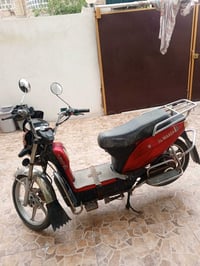 ماطور هارلي للبيع نضيف نقص بطاريات فقط السعر 250 07817101136