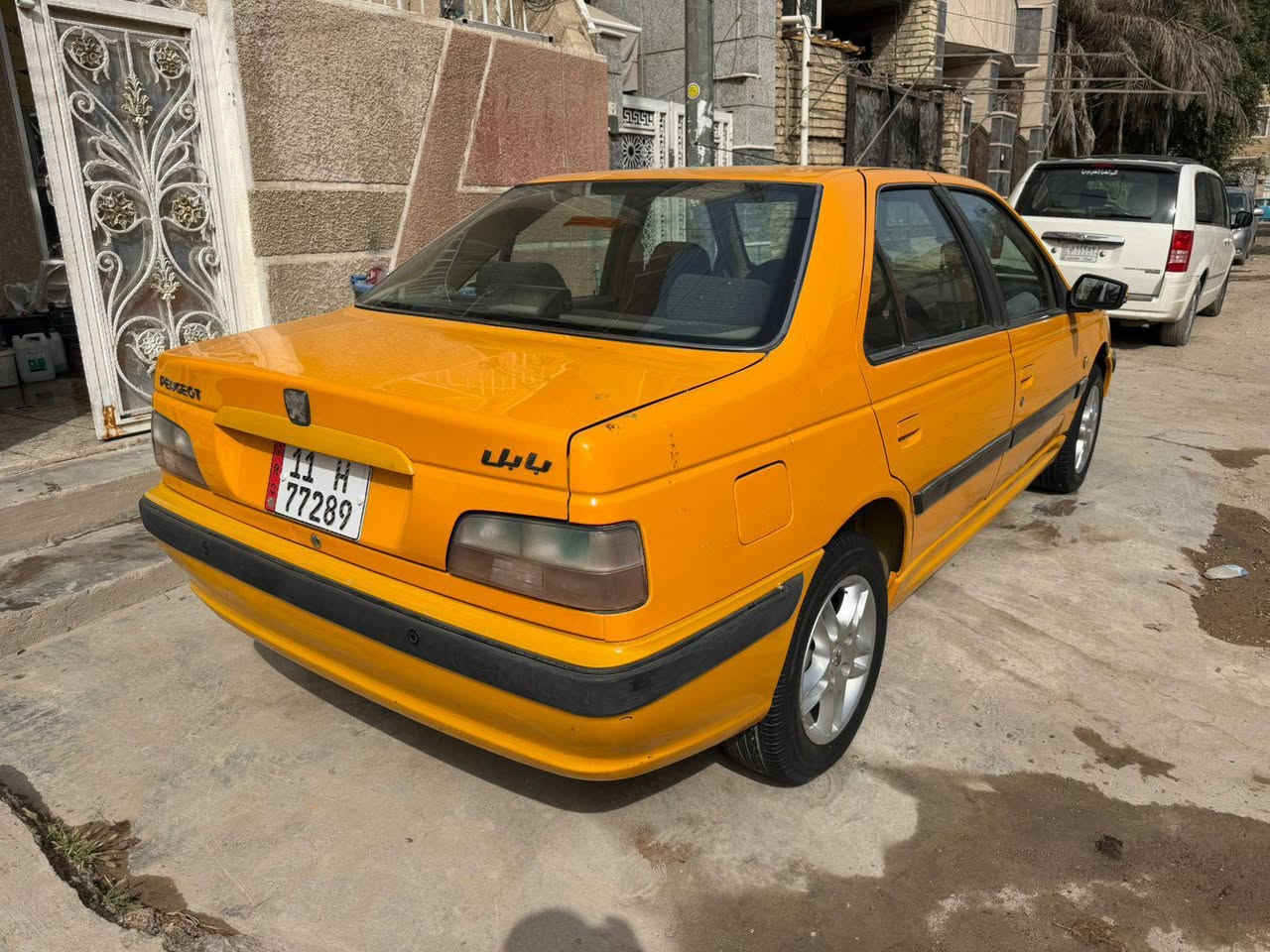 سلام عليكم بيجو بارص 2018ماشيه 100 سياره جاهزه مكفوله سعر 59بيه مجال قليل لشراي العنوان بغداد الأمين الثانيه ***********
