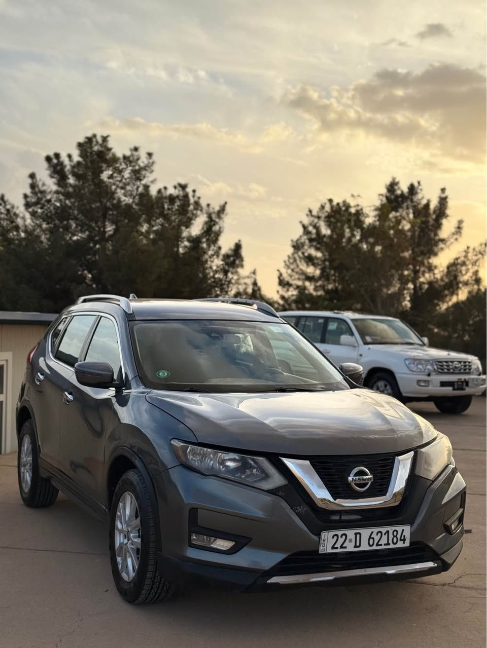 ***********
نيسان روگ. موديل ٢٠١٩. SV
سه ياره كه   دوو بار چه و دوو په له ى بوياخ هيه.  ئيرباگ ته قيوه. گيرو مه كينه به شه رت سه نه وى نوييه   ديناره ك مه سره فى تيدا نيه. 
سعر  133$
*********** كويسينجاك, أربيل
