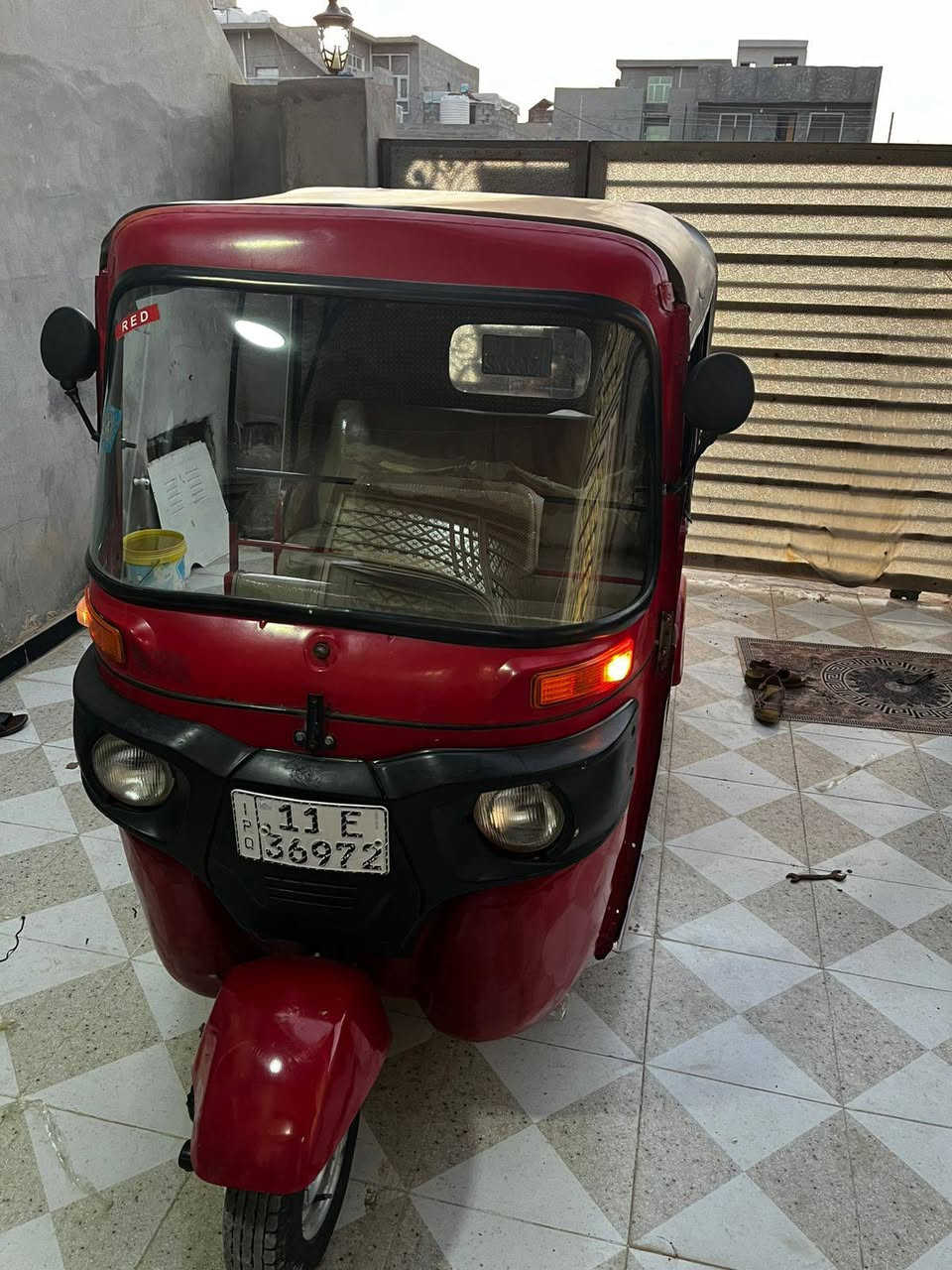 السلام عليكم تكتك للبيع  2018 مكينه 20 خير من الله لا بخار ولا تنقيص  معمره كامله عده طخه بل صفحه ومبينه بلصور العنوان بعقوبه  للاستفسار ***********
