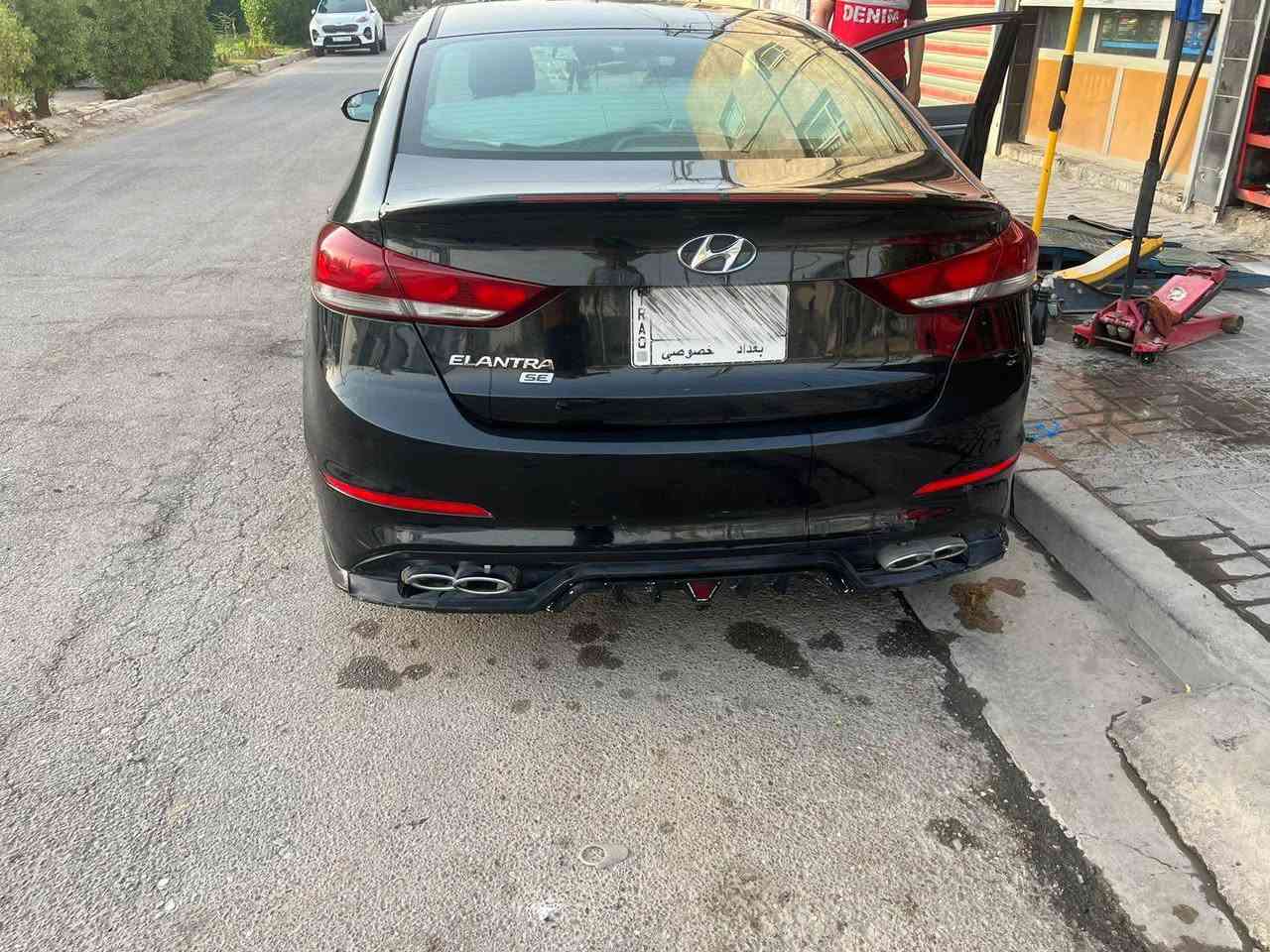 السلام عليكم للبيع فقط بدون مراوس النترا ٢٠١٨ صور الحادث مرفقه سياره مواصفات عاديه تحول مباشر خاليه من العيوب السعر ١١٨ ورقه مع المجال البسيط .للاستفسار *********** السياره موجوده في السيديه .ملاحظه اخوان اني مكلف بالنشر اللي عنده استفسار يتصل على الرقم وشكرا بغداد, العراق
