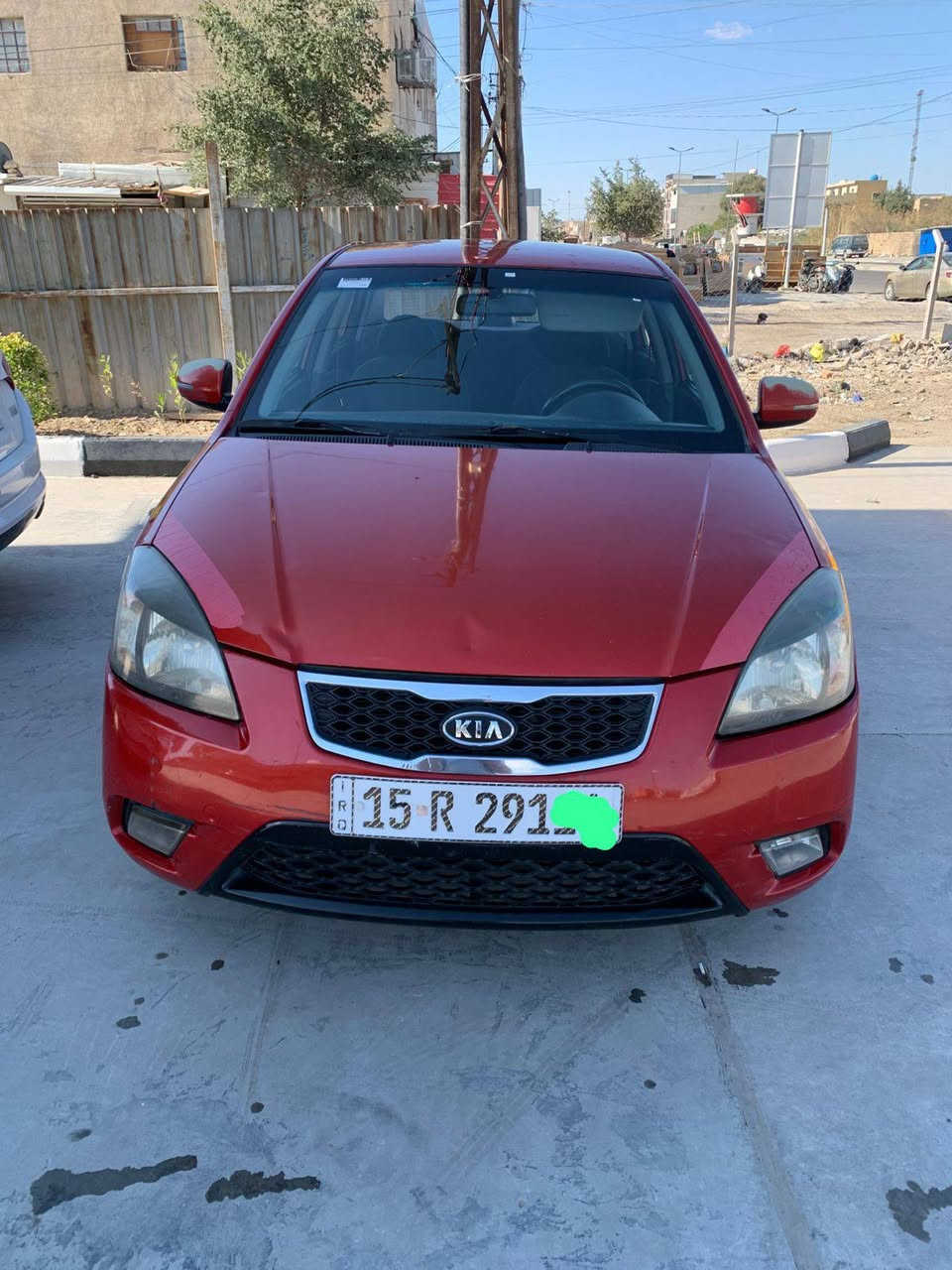 السلام عليكم كيا ريو وارد خليجي موديل 2012 بيه صبغ جاملغ ايس مصبوغ وباقي مكفول بدون دواخل كير محرك مكفولات رقم جديد باسمي السعر 85 $ وبيه مجال حك العمله العنوان بغداد حي الشباب الاتصال ***********
