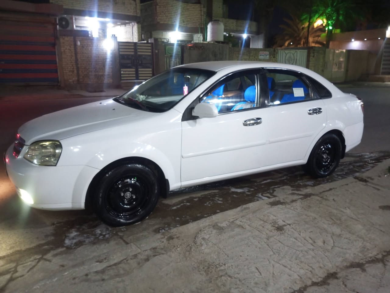 السلام عليكم اوبترا موديل 2011 خليجي رقم واسط مشروع وطني شرط تحويل سياره قطعتين بيه فقط جاملغ خلفي صبغ + جاملغ امامي تبديل اصلي نفس الون باقي كفاله مكينه وكير جدد تخم تاير حداديه تبريد منضومه زنون كلها جاهزه ترايك وين ميعجبك رايده ب78 وبيه مجال بسيط مكاني بغداد حي النصر ***********
