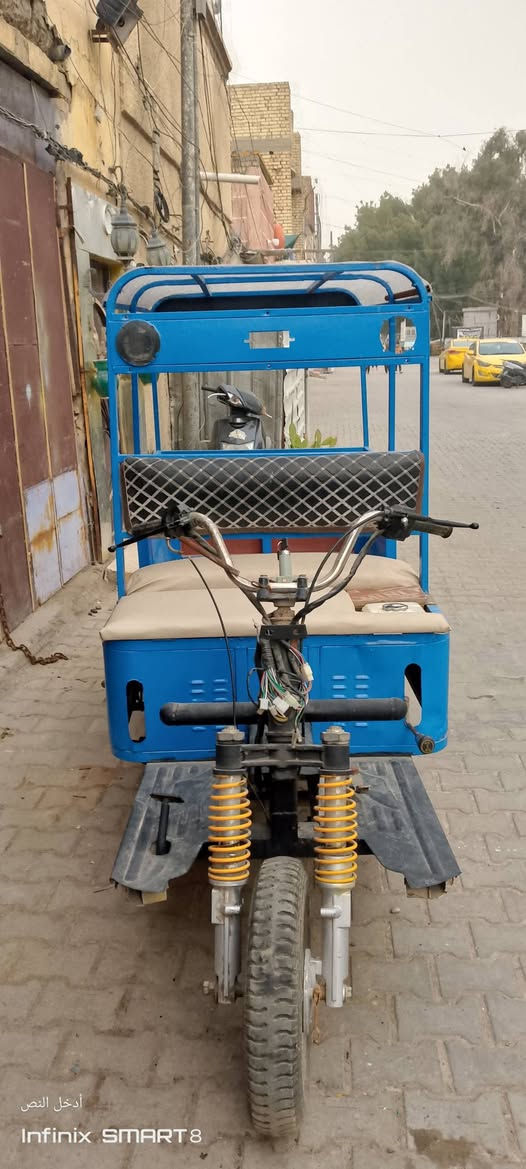 للبيع
هاي أصلها تكتك محولها ستوته 
محرك ستوته 
شغاله على حسب الأصول بس بيها خلل واحد الكير مجاي ينمر الخلل لو بالكير بوكس لو بالكلجات ما ادري وين بالضبط 
مكاني بغداد الشعله 
السعر 500 الف وبيها مجال 
الرقم ***********
