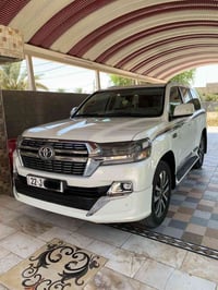 لاندكروز 2021 مكفوله كفاله عامه ماشيه 114 الف 4 كامرات كشنات كهرباء 07...
